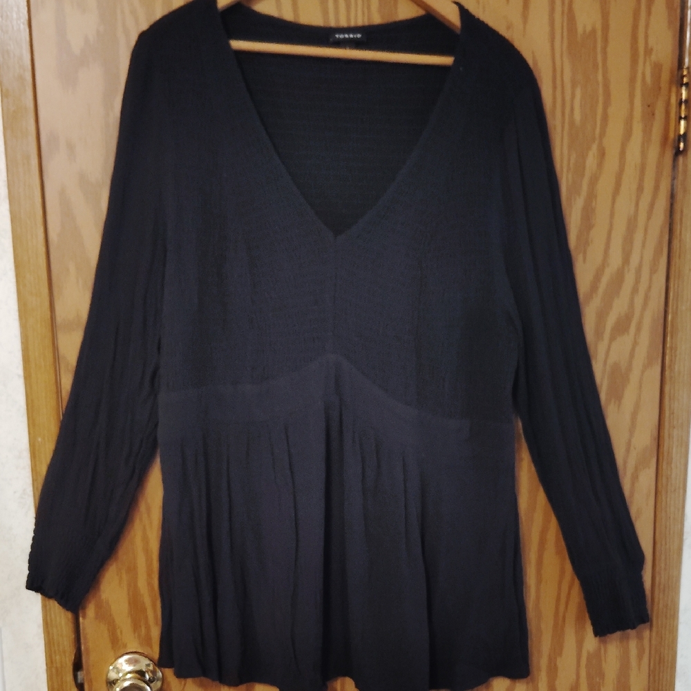 torrid Black Textured V-Neck Tunic